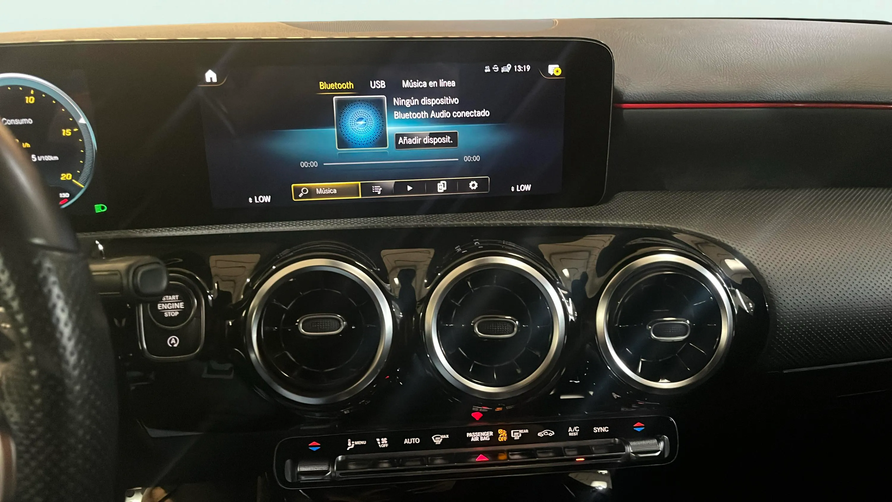 Mercedes-Benz Clase A A 200 d - foto 16