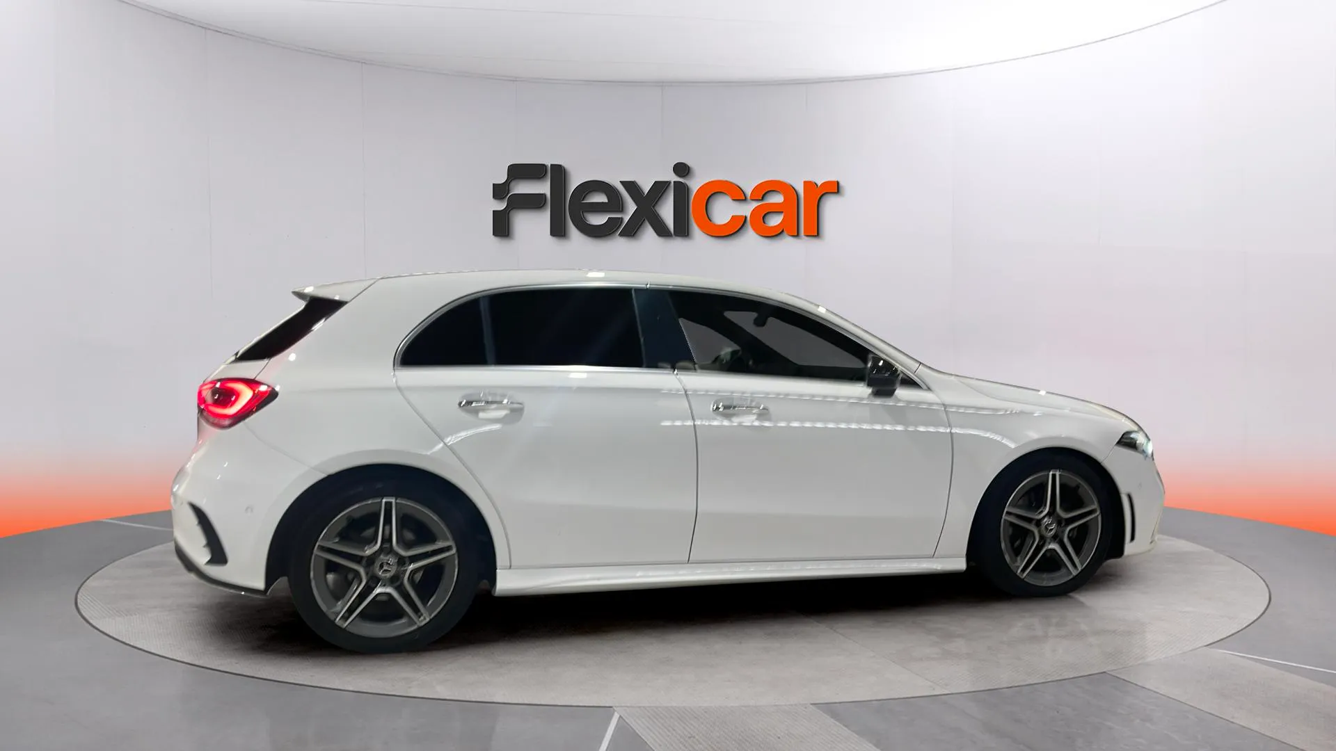 Mercedes-Benz Clase A A 200 d - foto 4