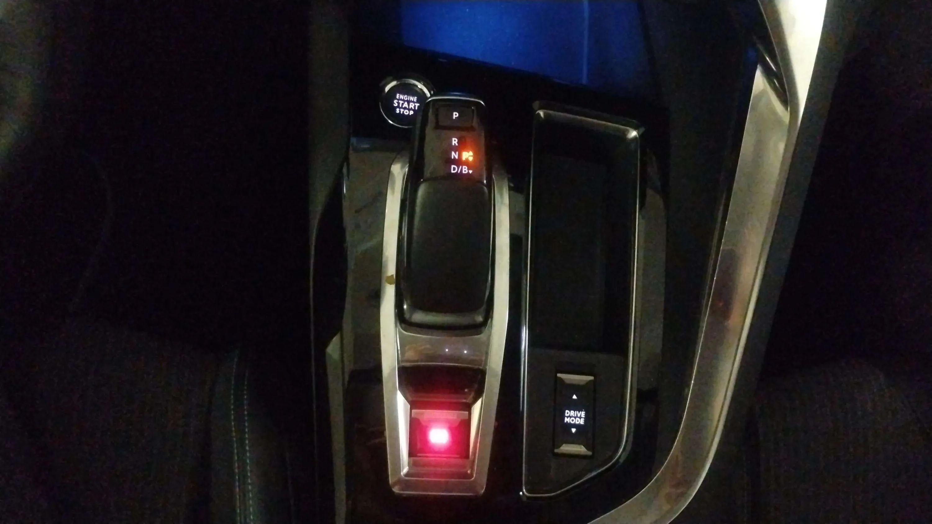 Peugeot 3008 225 e-EAT8 Allure - foto 13
