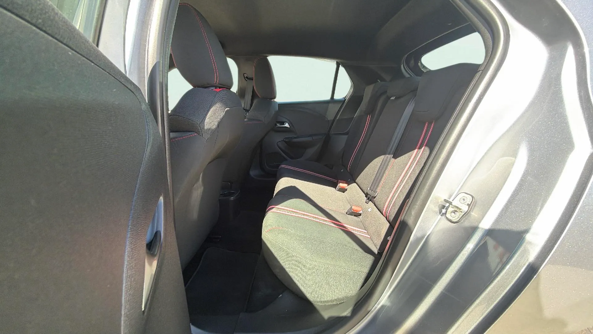 Opel Corsa 1.2T XHL GS - foto 10