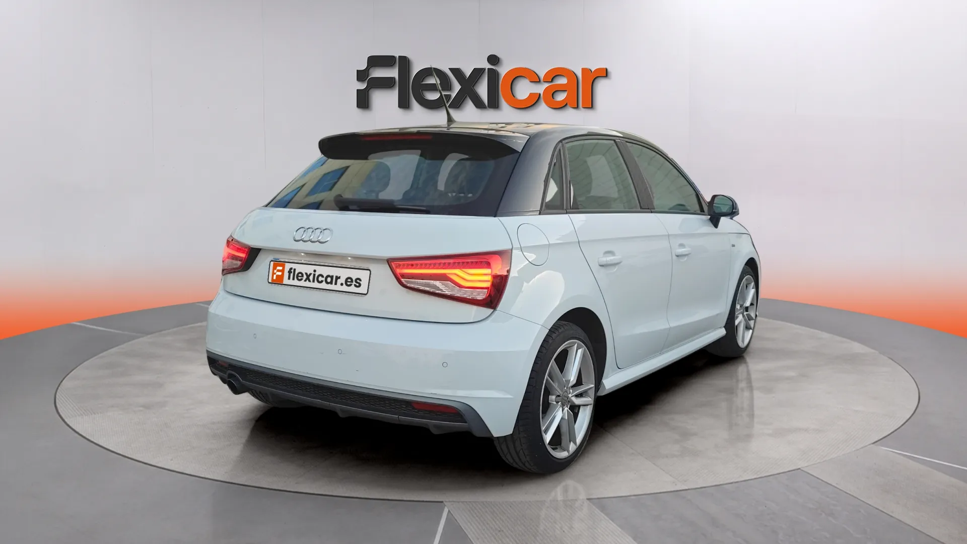 Audi A1 Active Kit 1.0 TFSI - foto 7