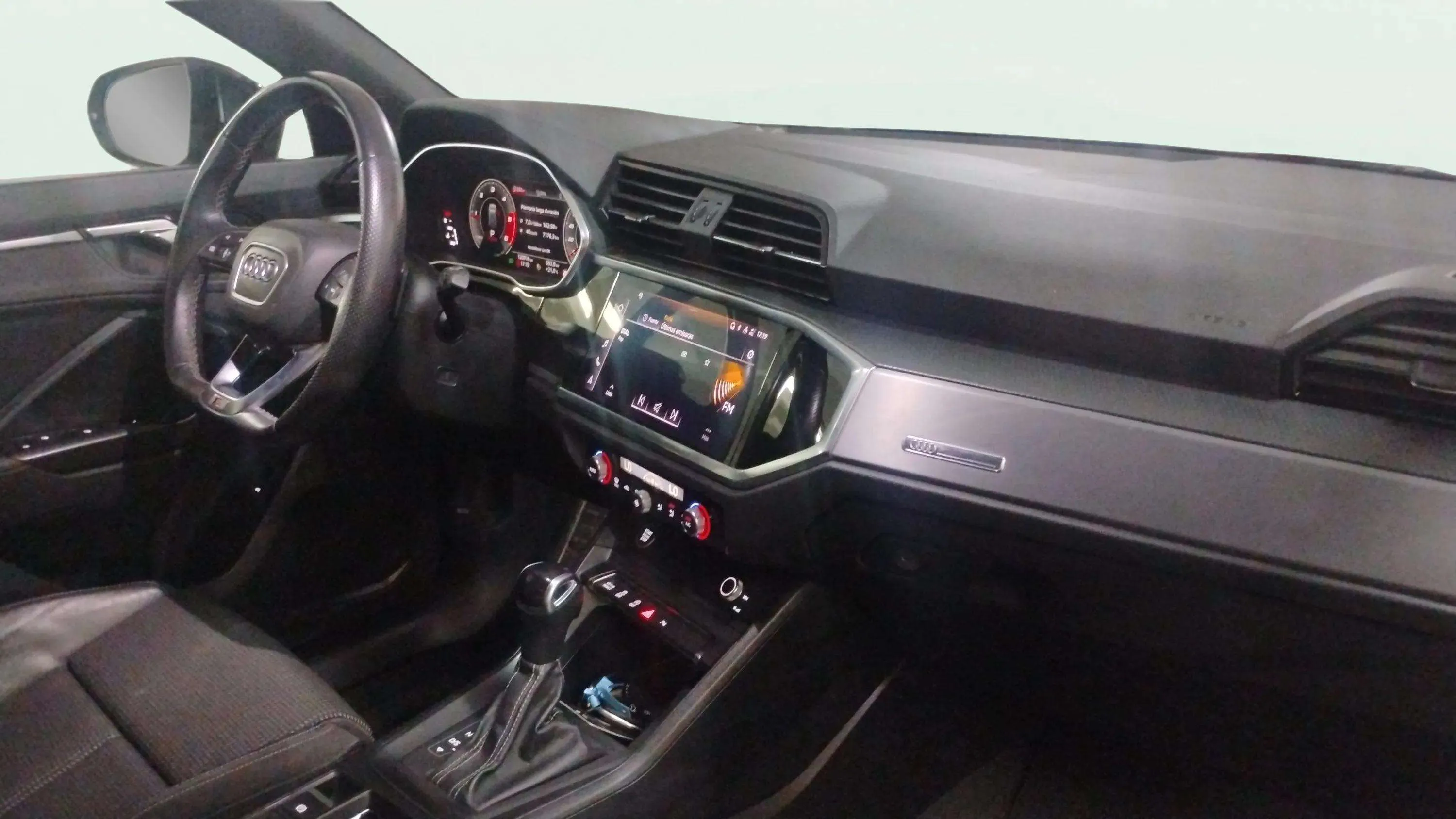 Audi Q3 S line 35 TDI S tronic - foto 15