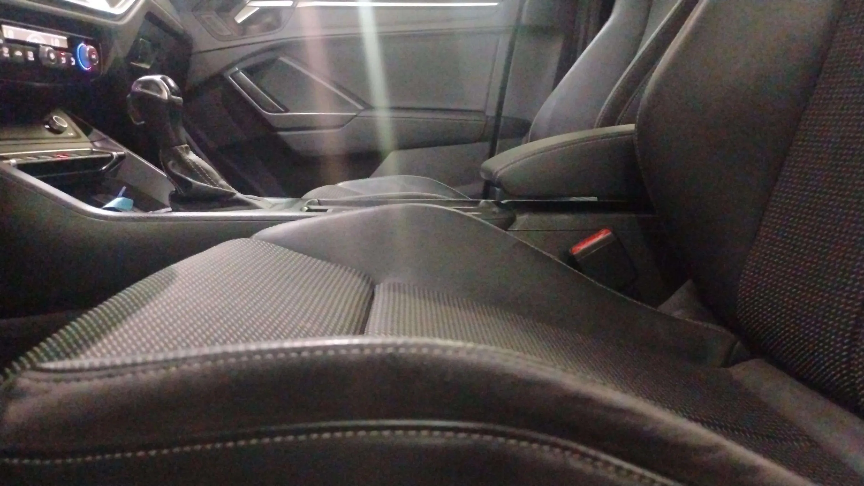 Audi Q3 S line 35 TDI S tronic - foto 7