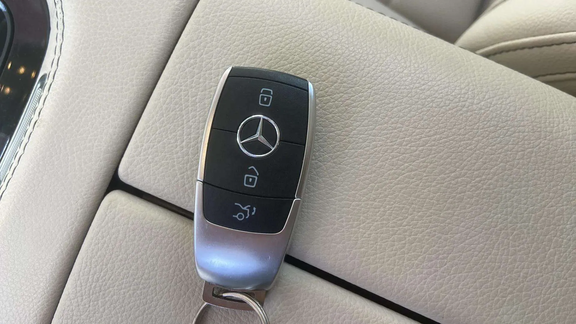 Mercedes-Benz GLE 350 d 4MATIC - foto 19