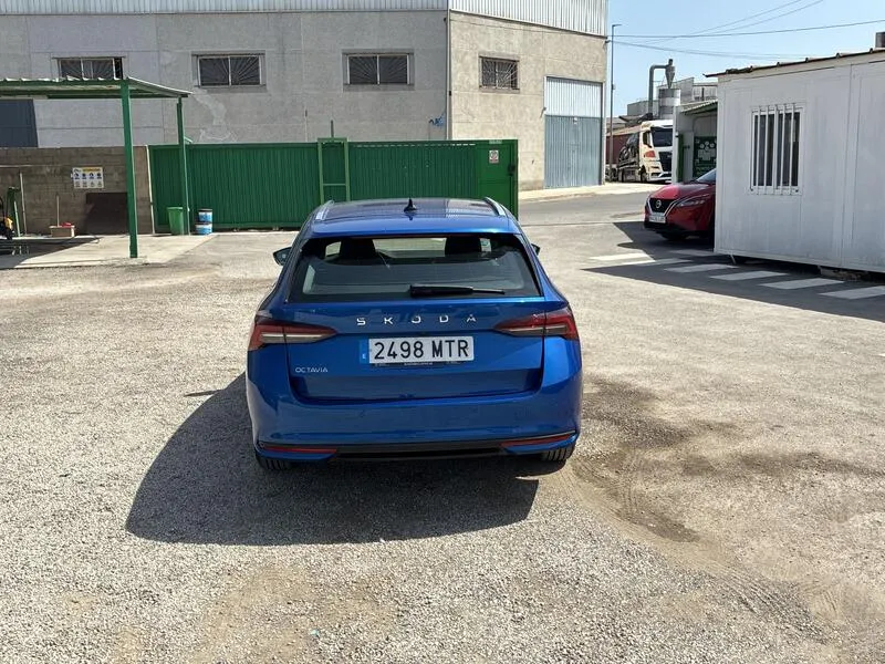 Škoda Octavia 1.5 TSI mHEV Selection TSI - foto 5