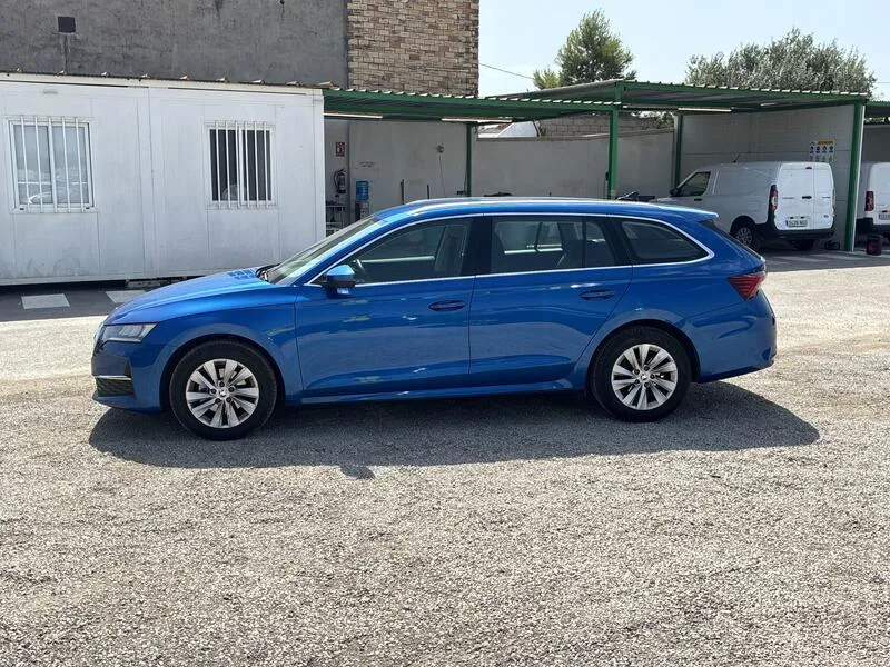 Škoda Octavia 1.5 TSI mHEV Selection TSI - foto 3