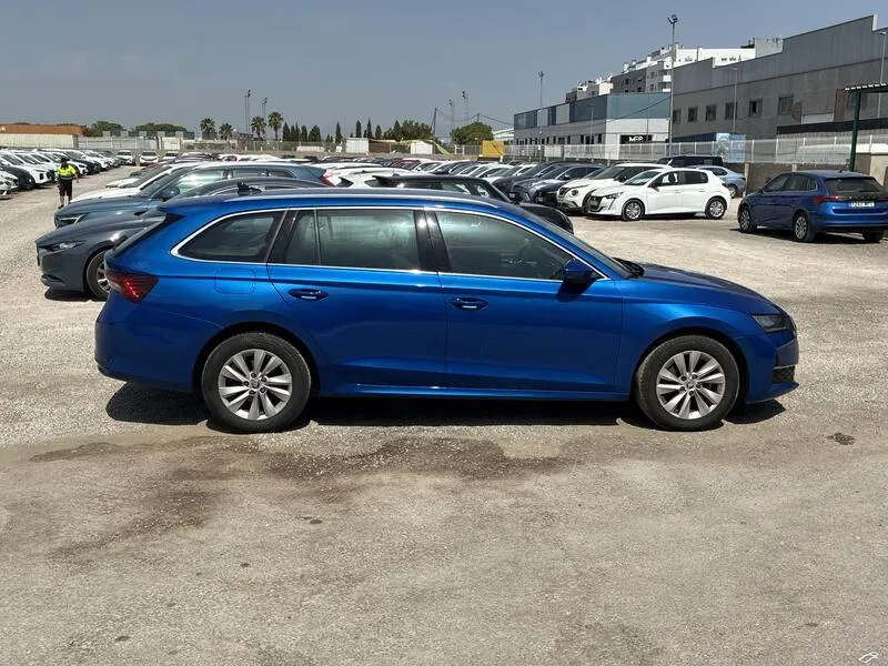 Škoda Octavia 1.5 TSI mHEV Selection TSI - foto 7