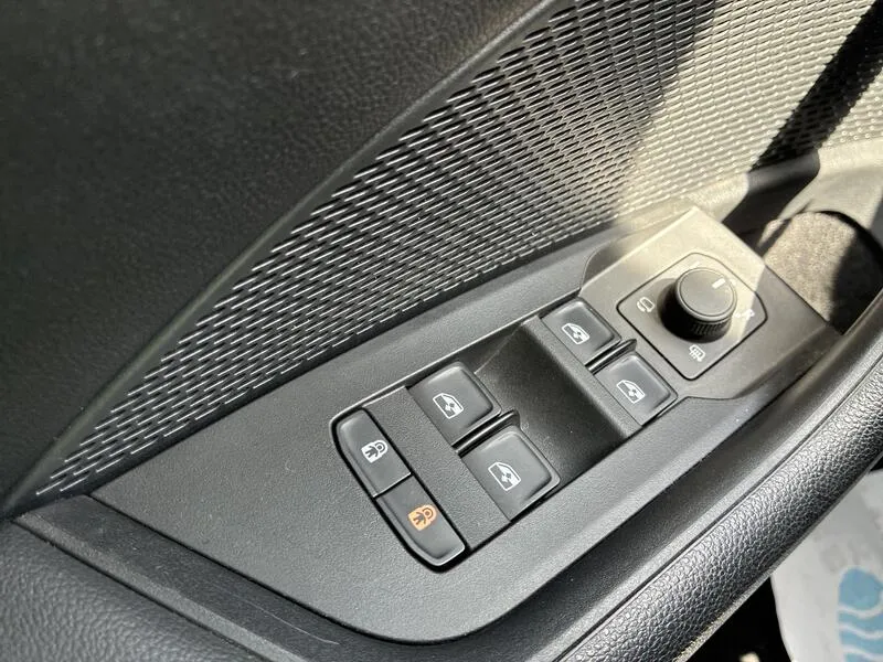Škoda Octavia 1.5 TSI mHEV Selection TSI - foto 25