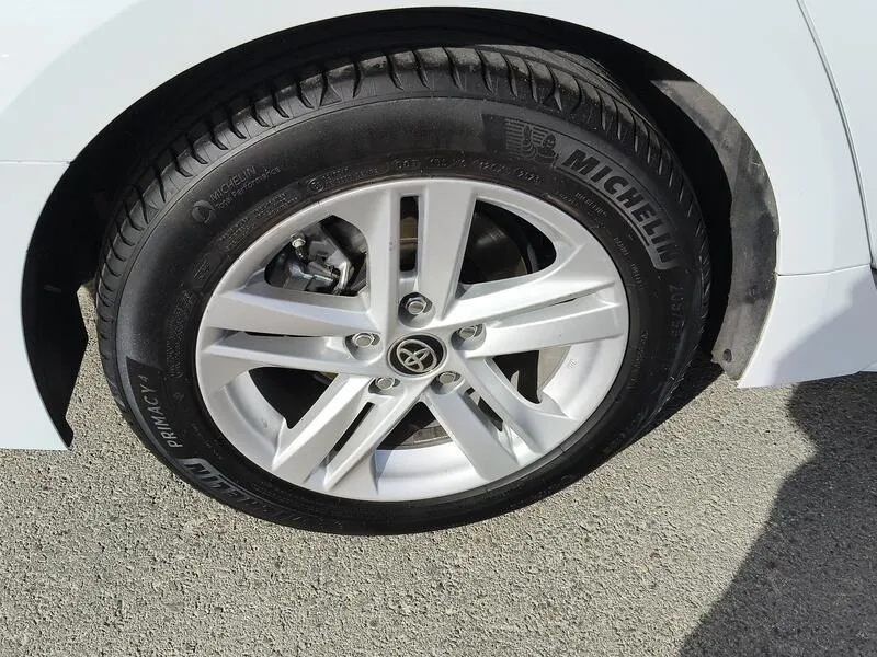 Toyota Corolla 1.8 125H Business Plus E-CVT - foto 38