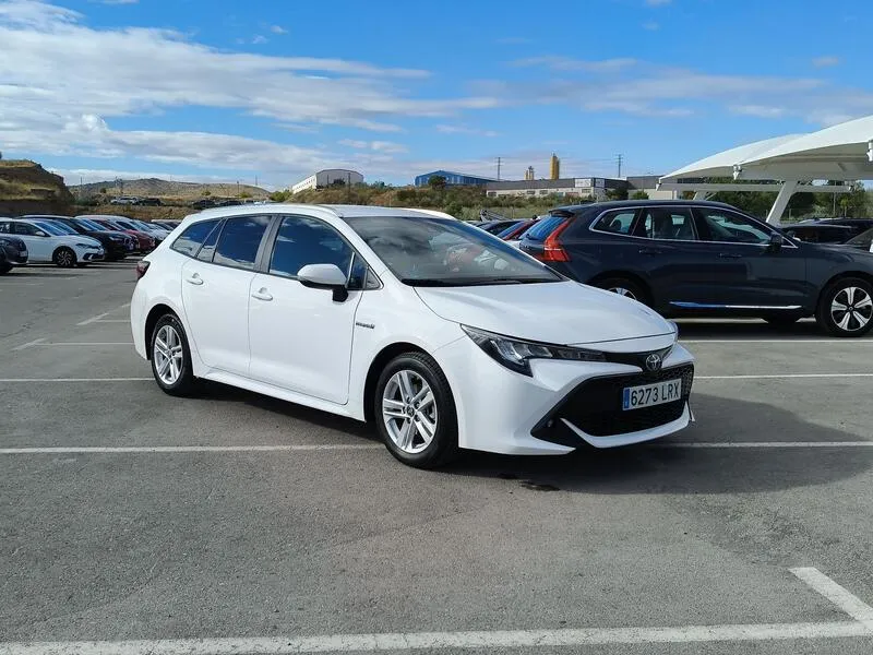 Toyota Corolla 1.8 125H Business Plus E-CVT - foto 8