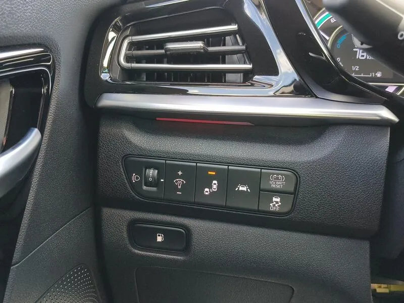 Kia Niro 1.6 GDi HEV Emotion - foto 29