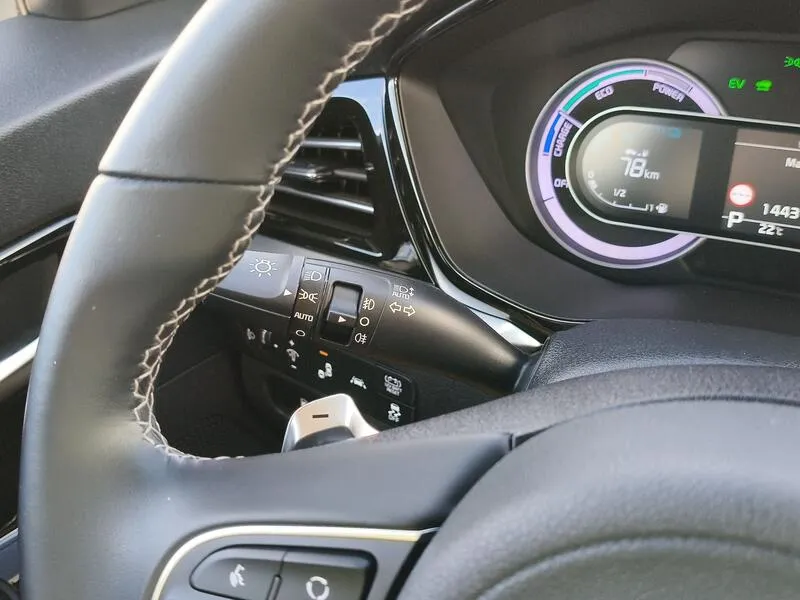 Kia Niro 1.6 GDi HEV Emotion - foto 28