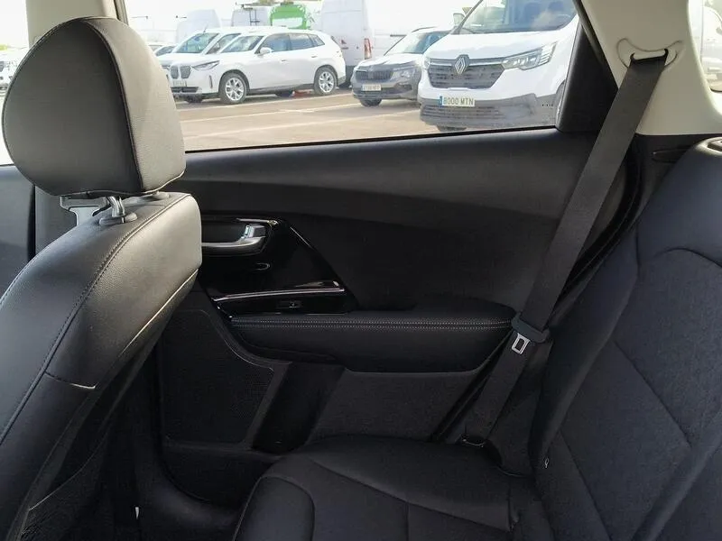 Kia Niro 1.6 GDi HEV Emotion - foto 33