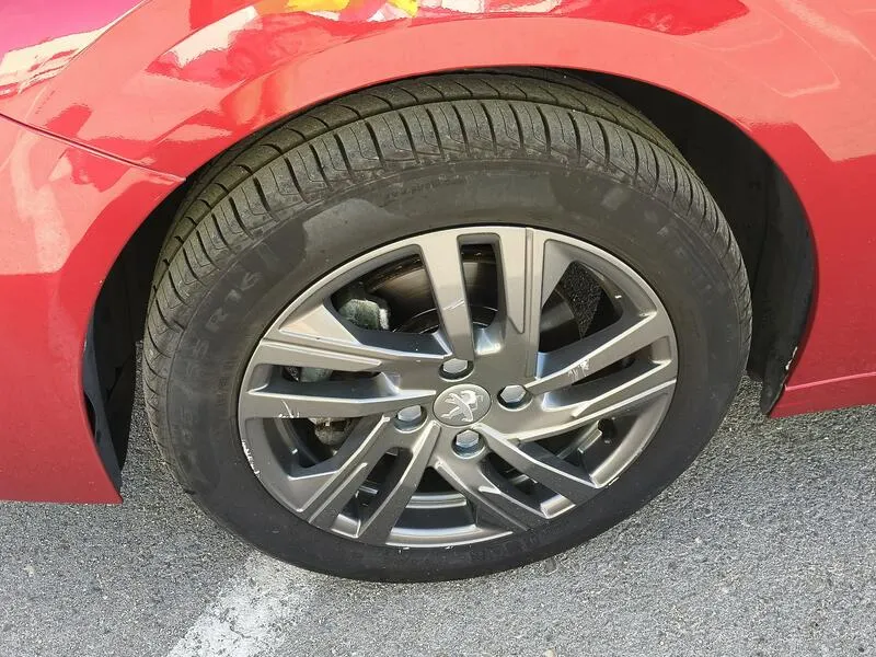 Peugeot 208 PureTech Active Pack - foto 45
