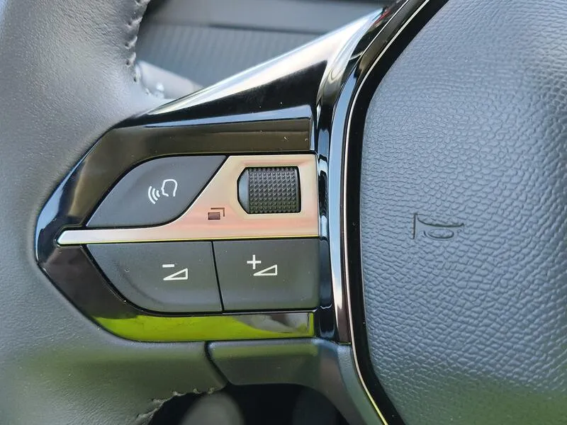 Peugeot 208 PureTech Active Pack - foto 25