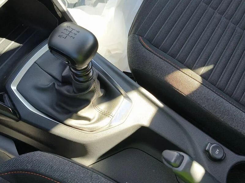 Peugeot 208 PureTech Active Pack - foto 13