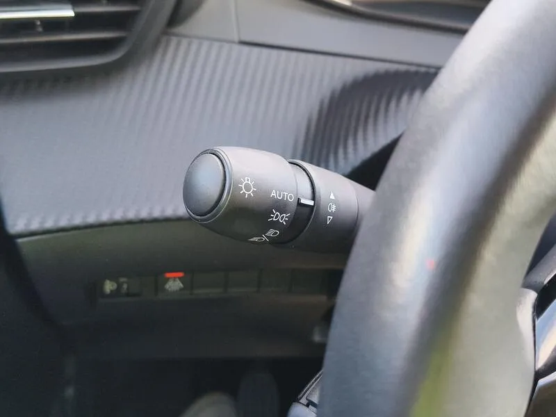 Peugeot 208 PureTech Active Pack - foto 26