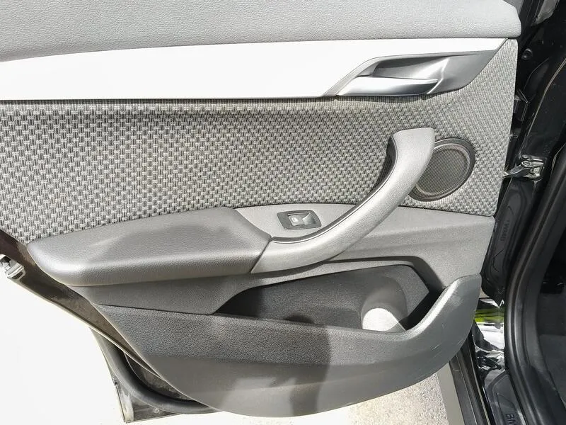 BMW X1 sDrive18d - foto 33