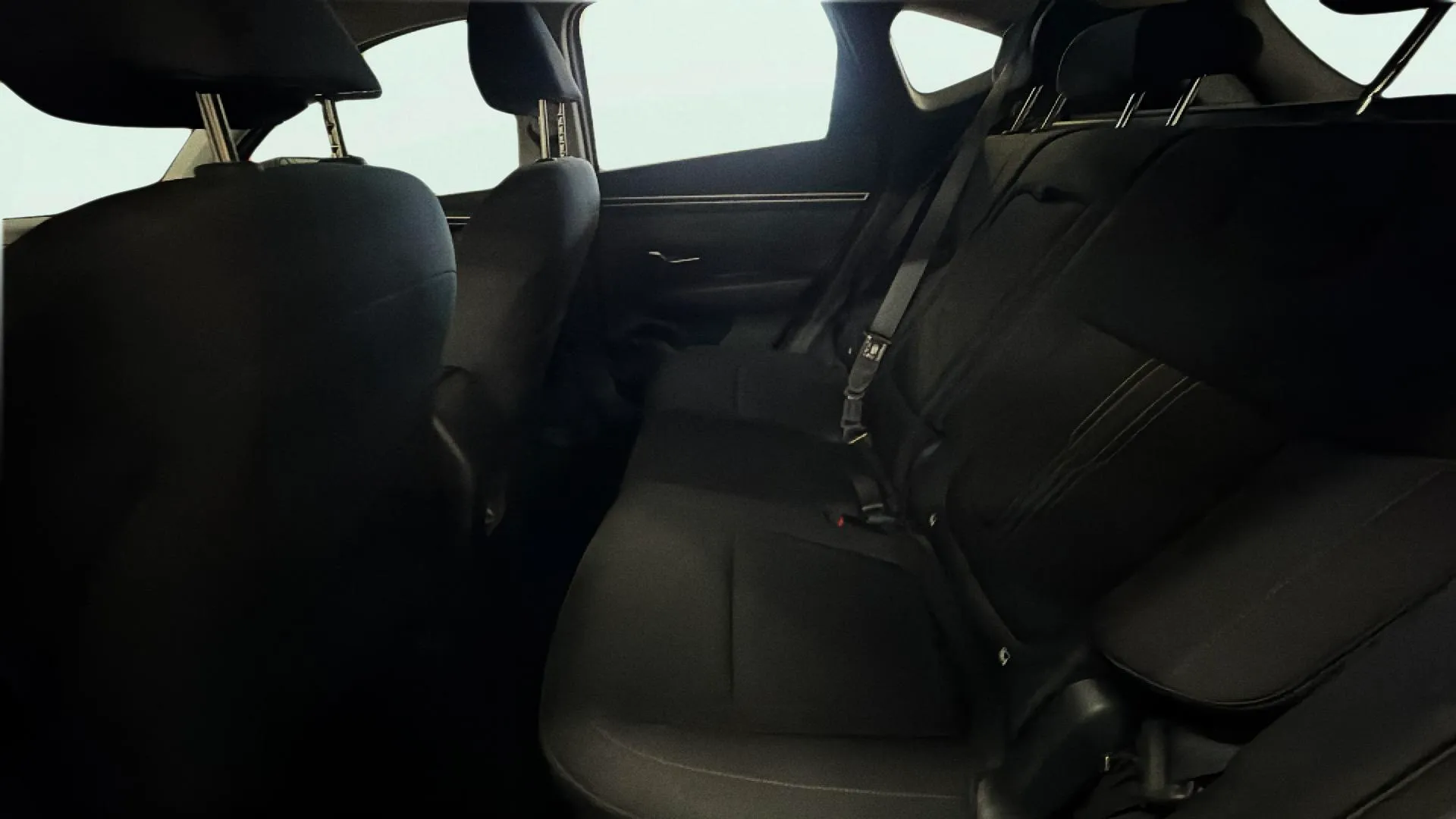 Hyundai Tucson 1.6 T-GDi 48V Maxx Sky - foto 10