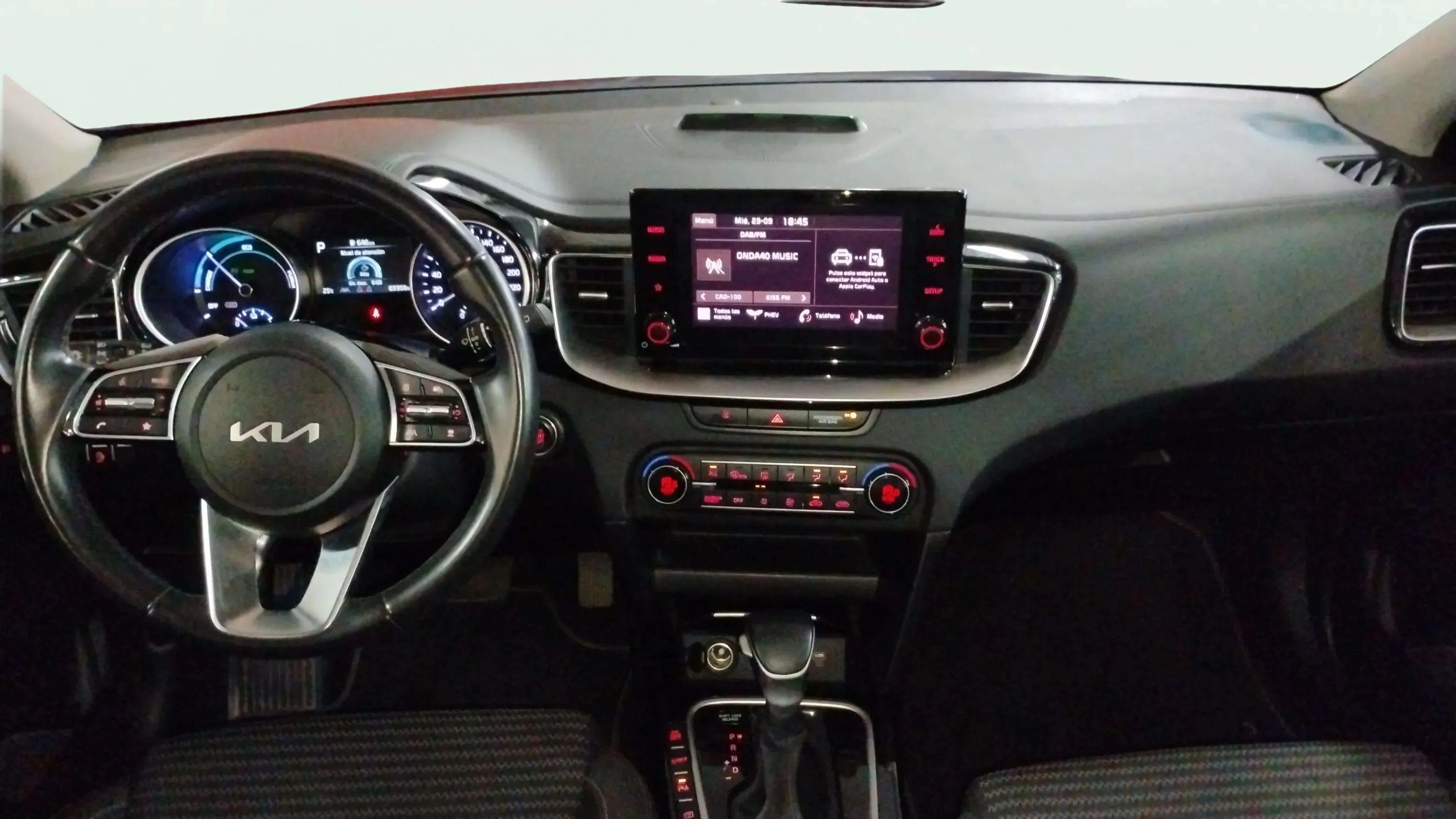 Kia XCeed 1.6 GDi PHEV eDrive - foto 12