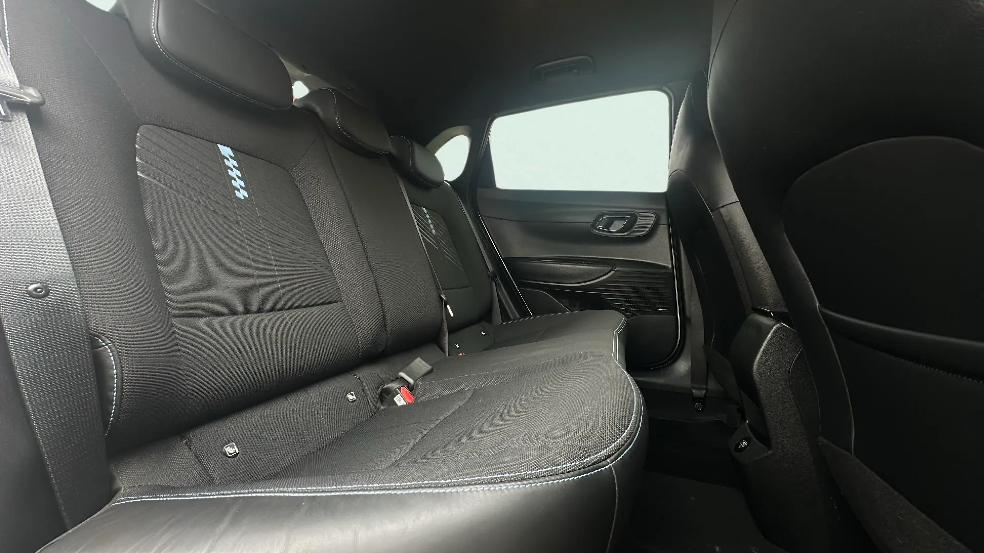 Hyundai i20 1.6T N - foto 19