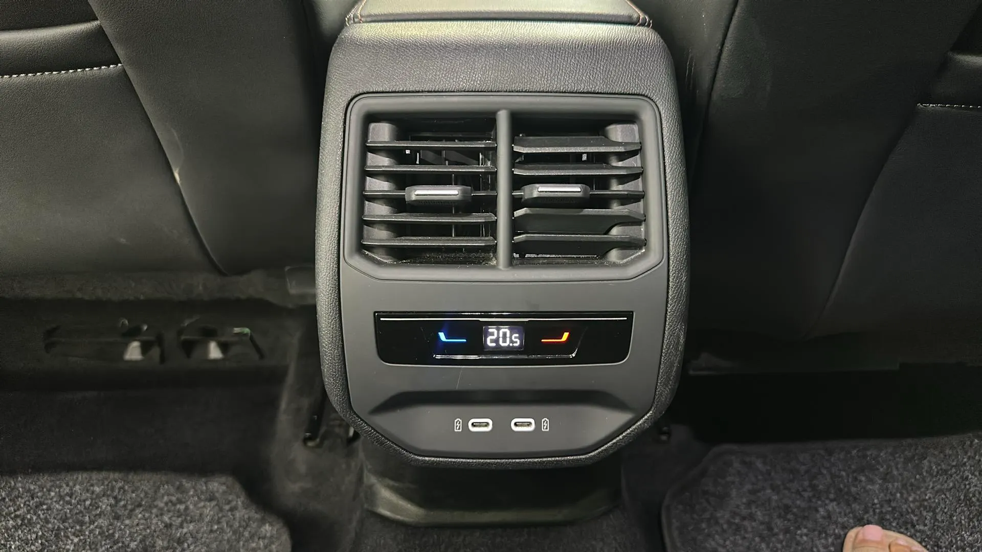 Cupra Formentor 1.5 TSI DSG - foto 27