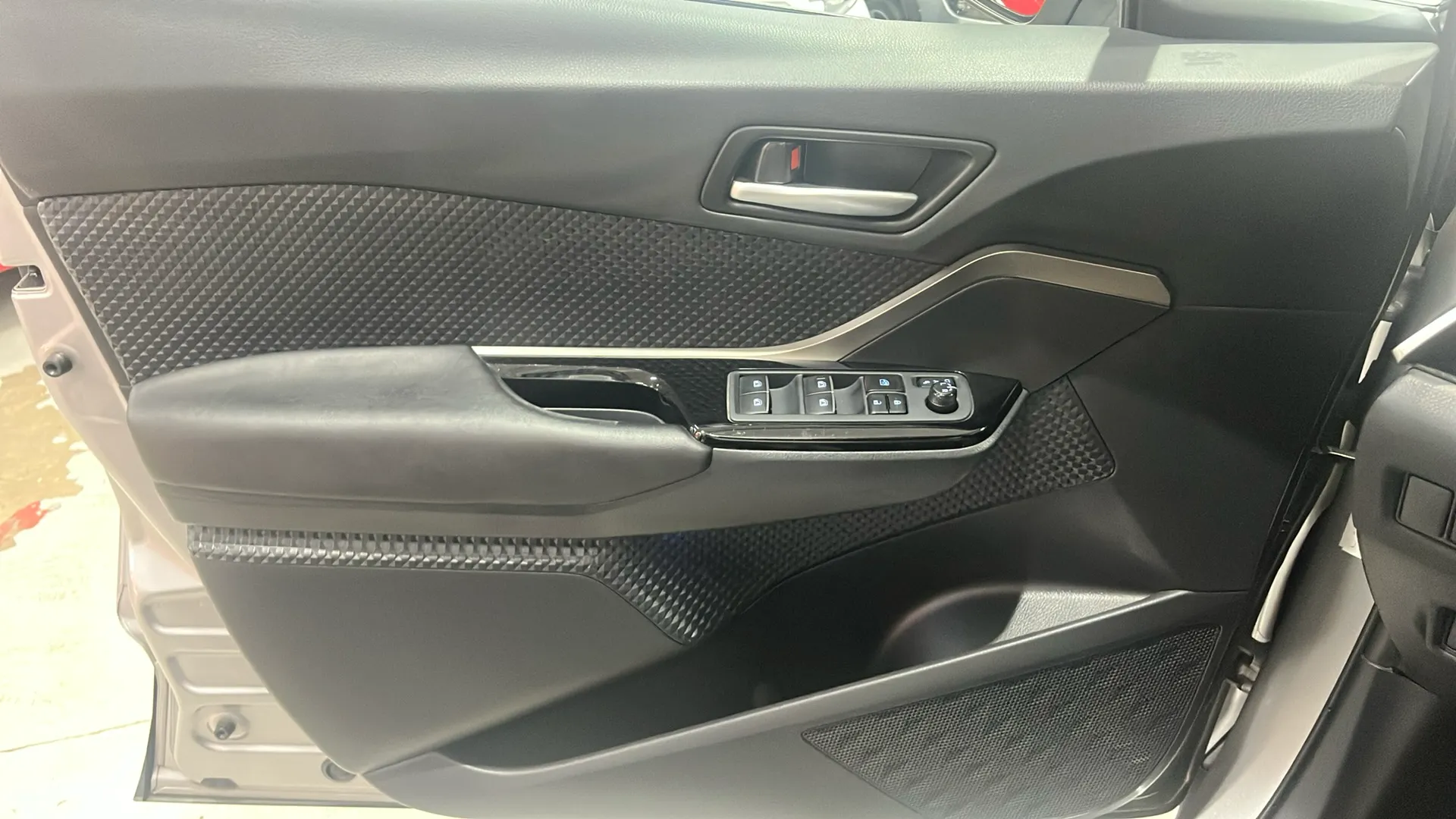 Toyota C-HR 1.8 125H Advance - foto 15