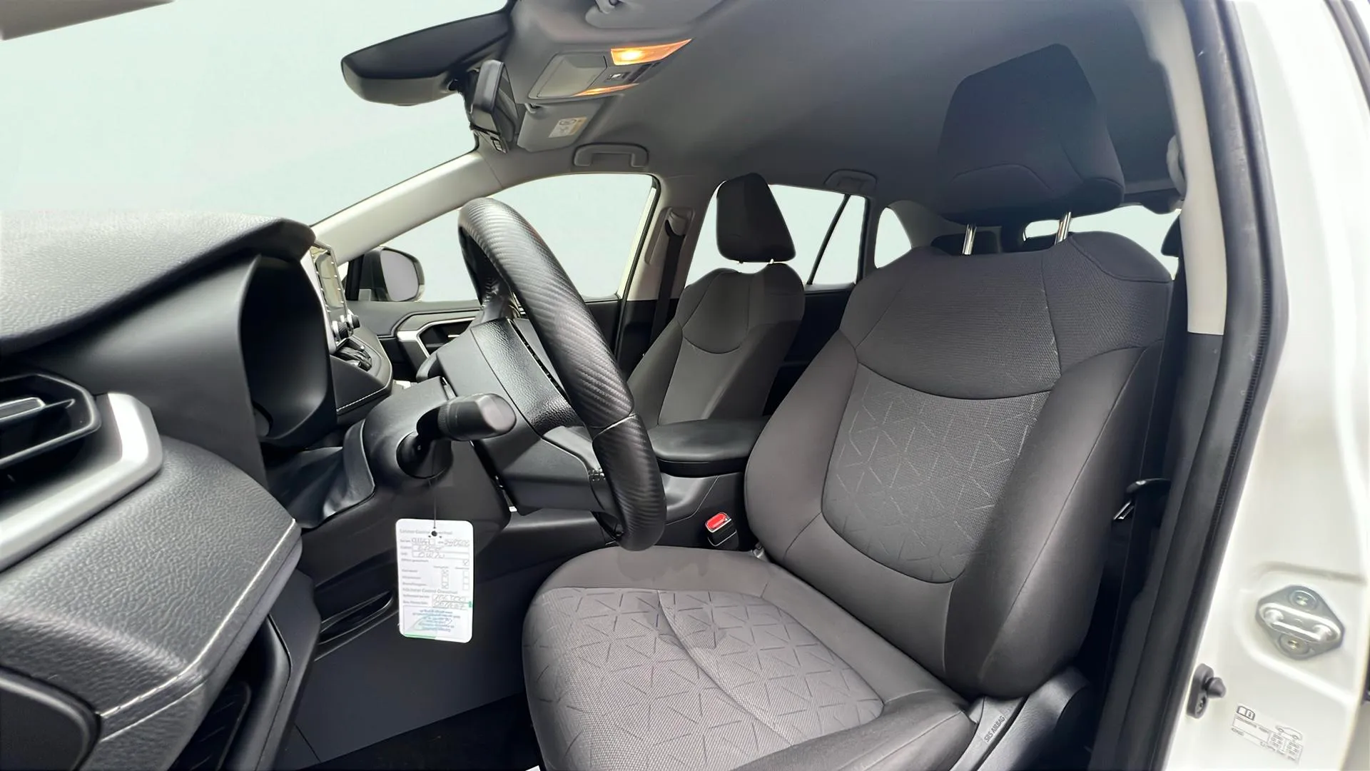 Toyota RAV4 2.5l 220H Advance - foto 11