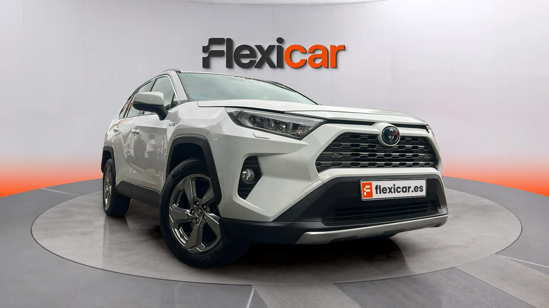 Toyota RAV4 2.5l 220H Advance