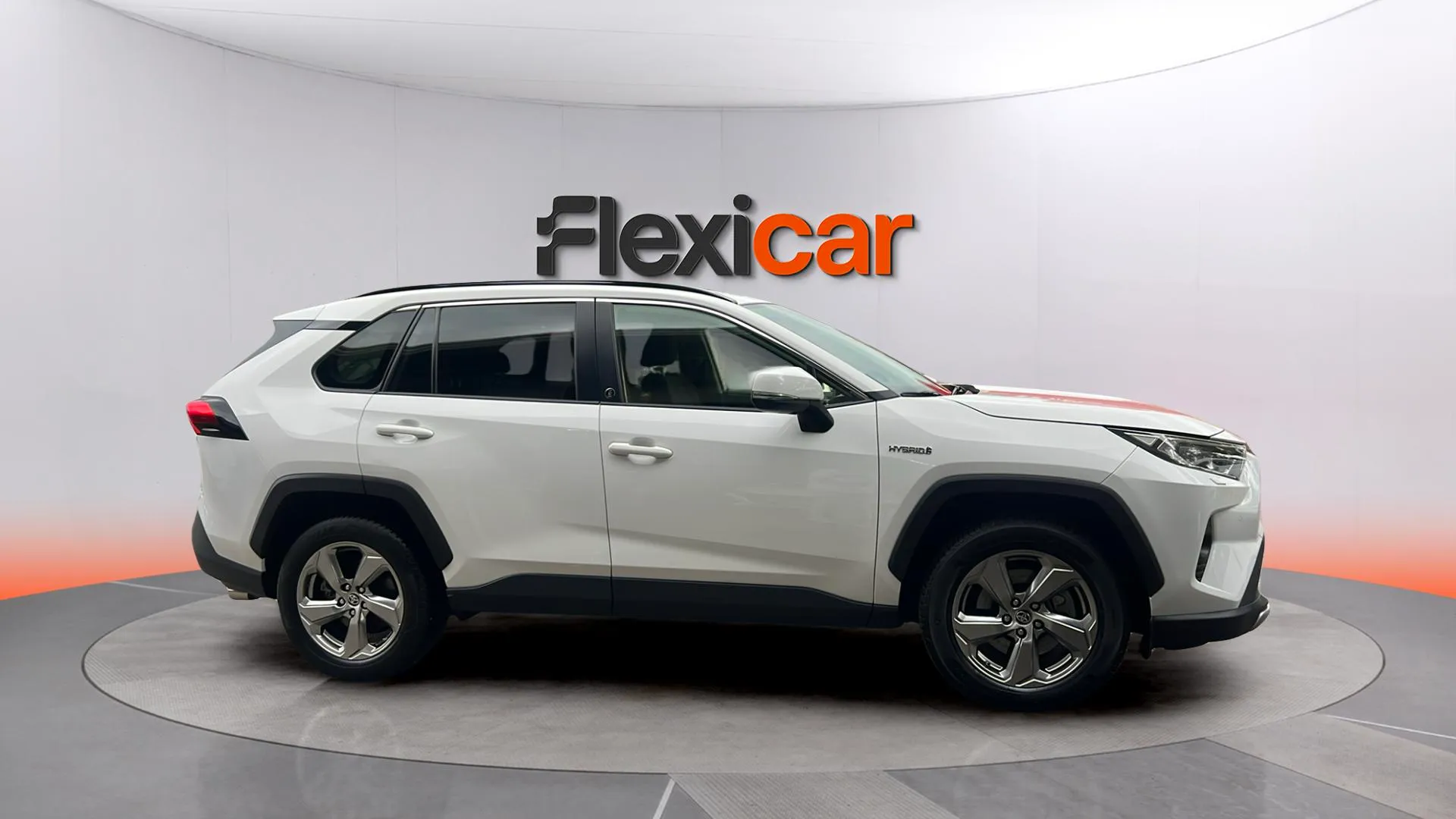 Toyota RAV4 2.5l 220H Advance - foto 3