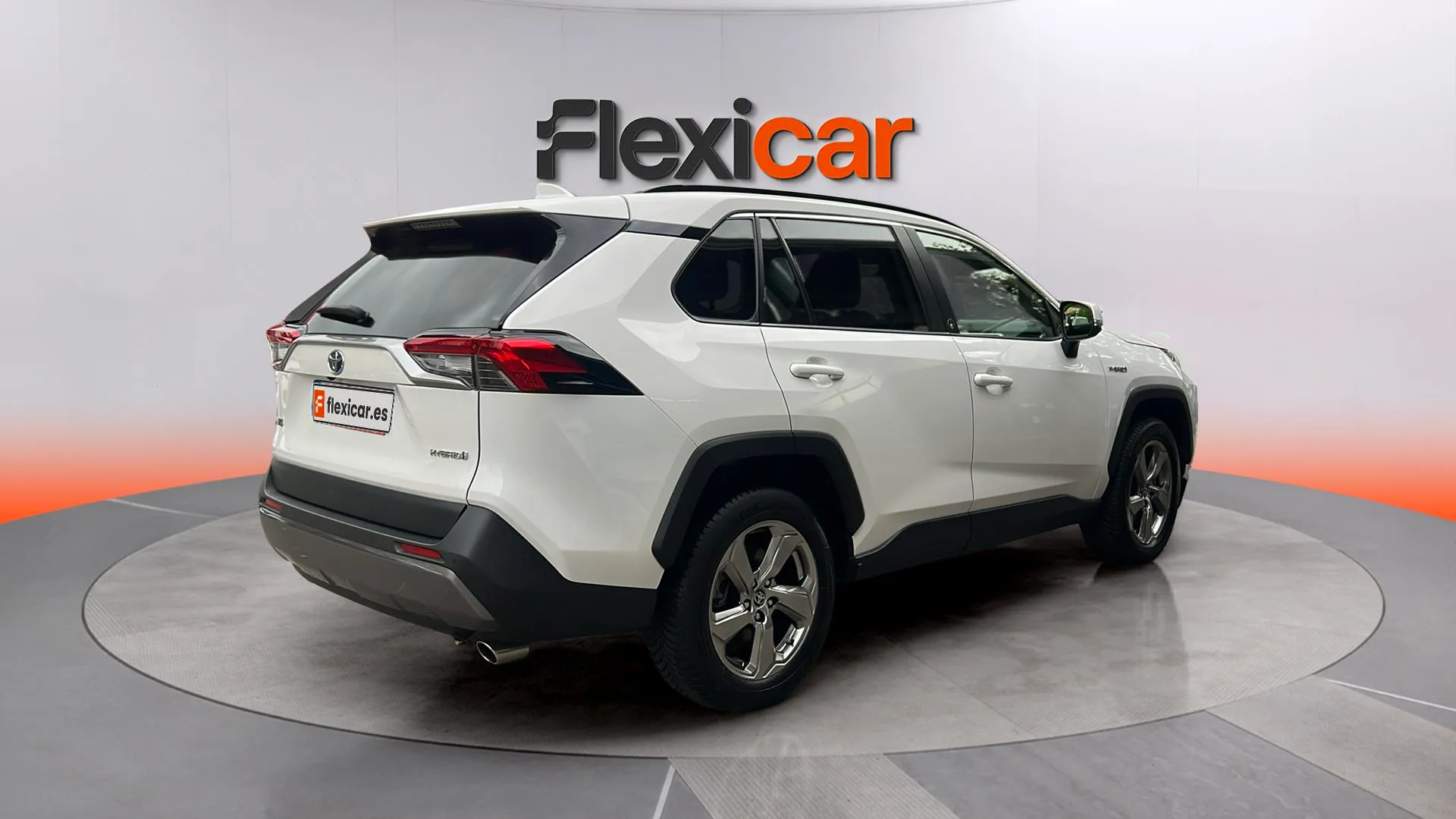 Toyota RAV4 2.5l 220H Advance - foto 4