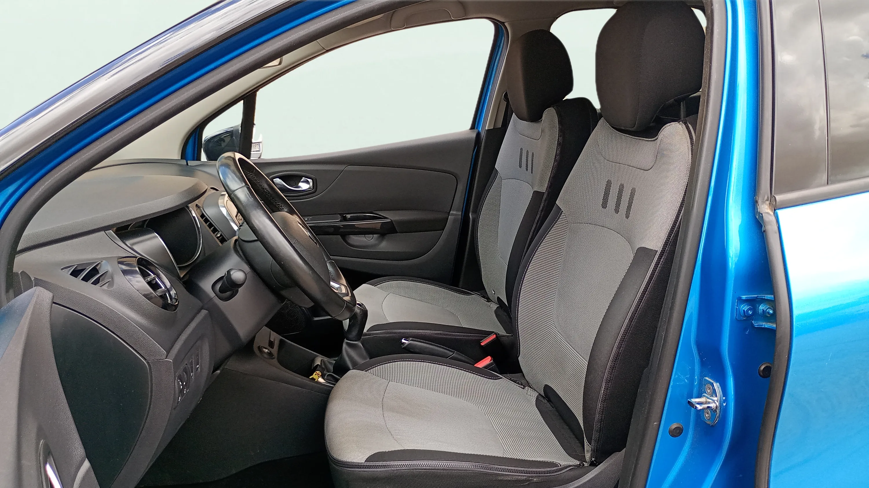 Renault Captur Intens Energy TCe - foto 12