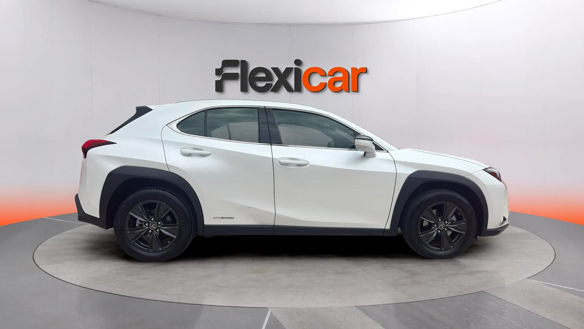 Lexus UX 2.0 250h Business - foto 8