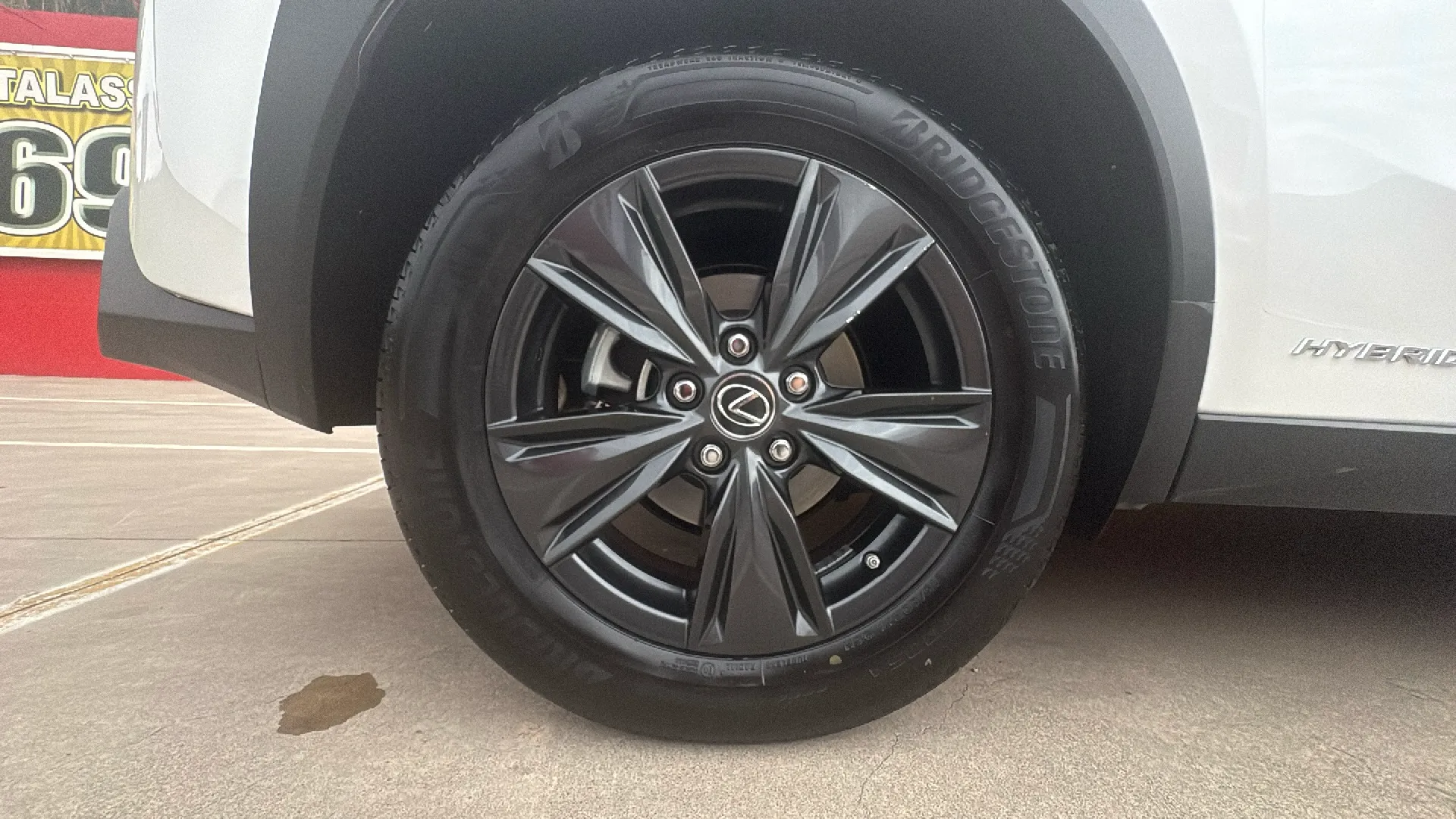 Lexus UX 2.0 250h Business - foto 18
