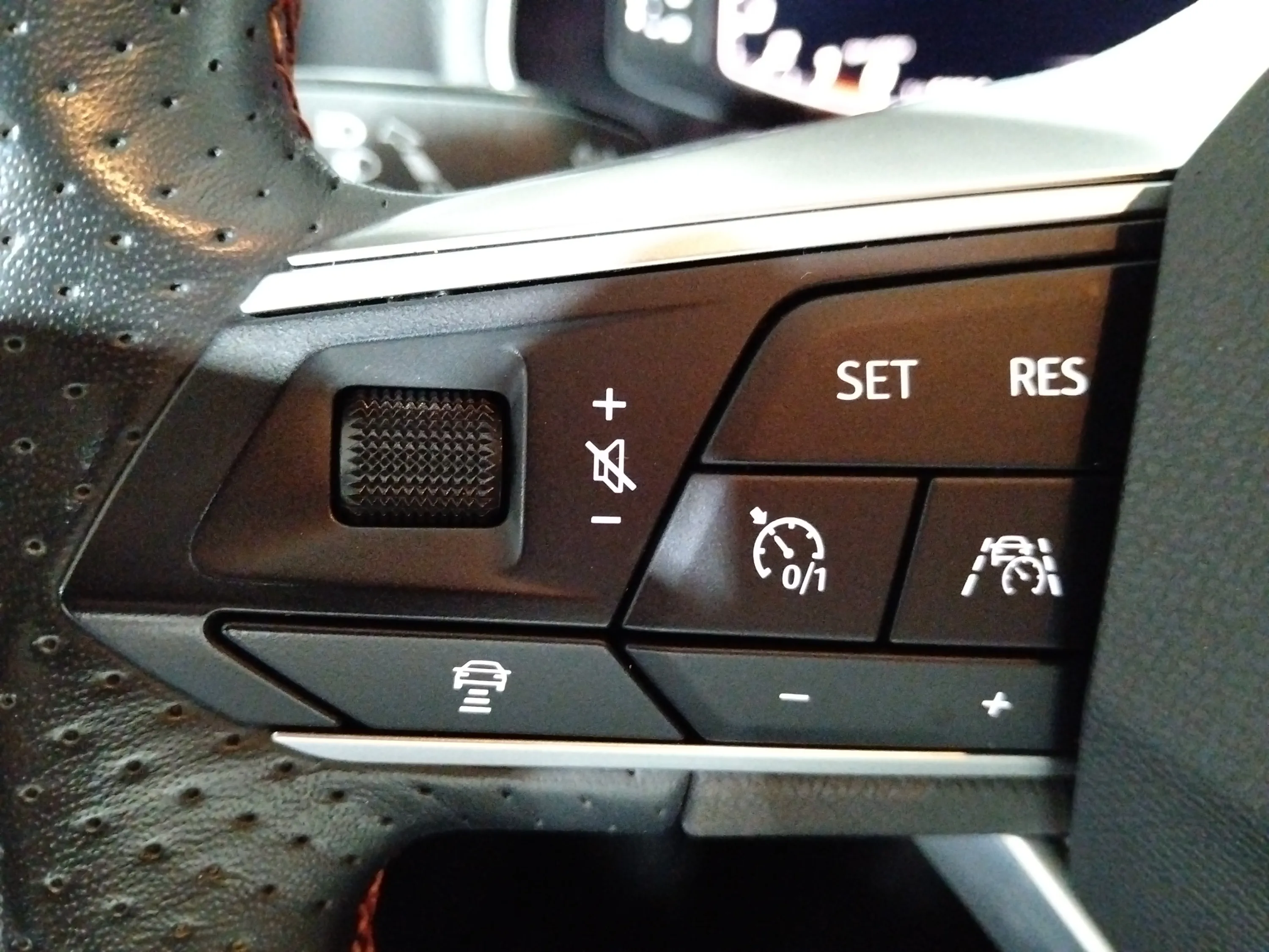 SEAT Ibiza 1.0 TSI FR - foto 24