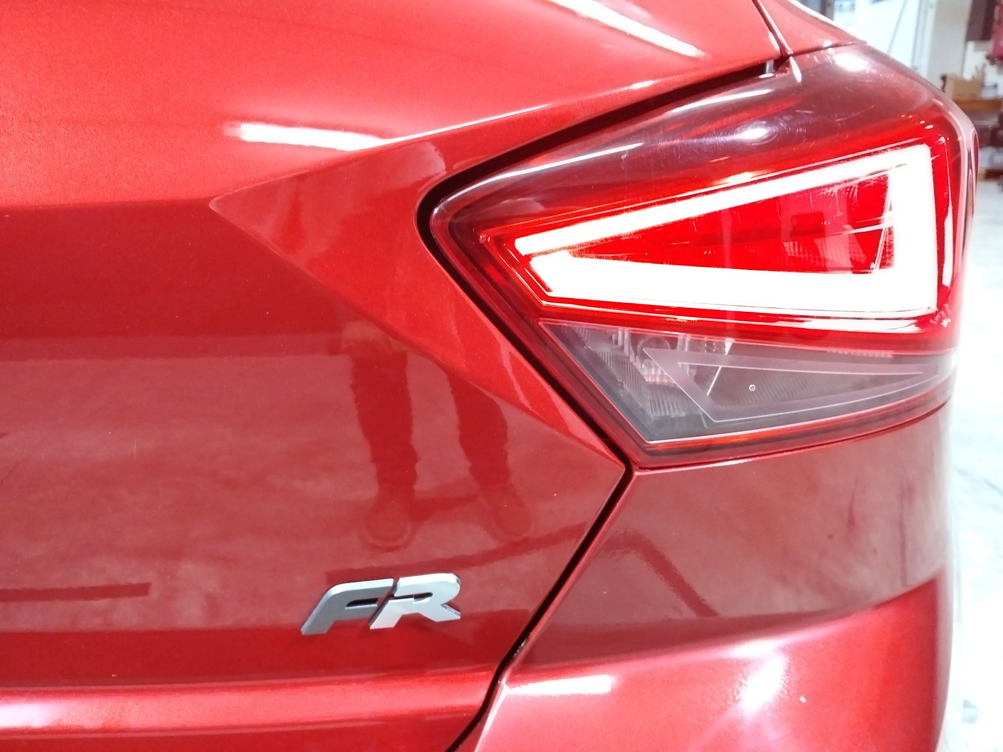 SEAT Ibiza 1.0 TSI FR - foto 18