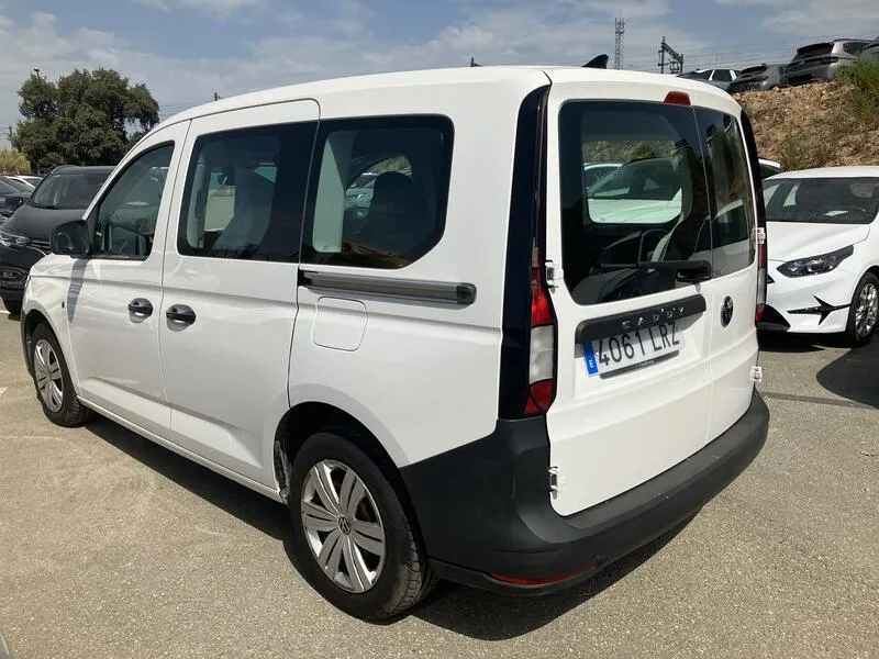 Volkswagen Caddy Kombi 2.0 TDI - foto 4
