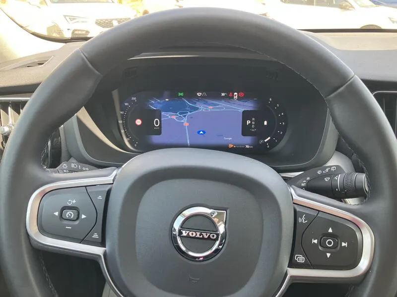 Volvo XC60 2.0 B4 D Core - foto 28