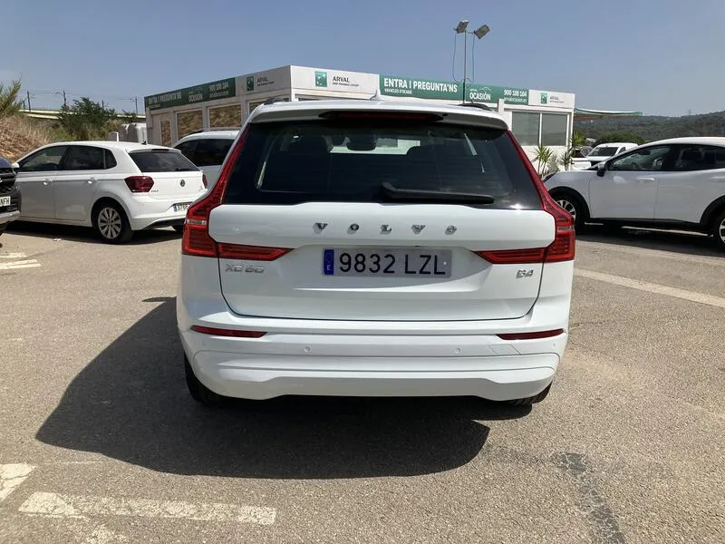 Volvo XC60 2.0 B4 D Core - foto 5