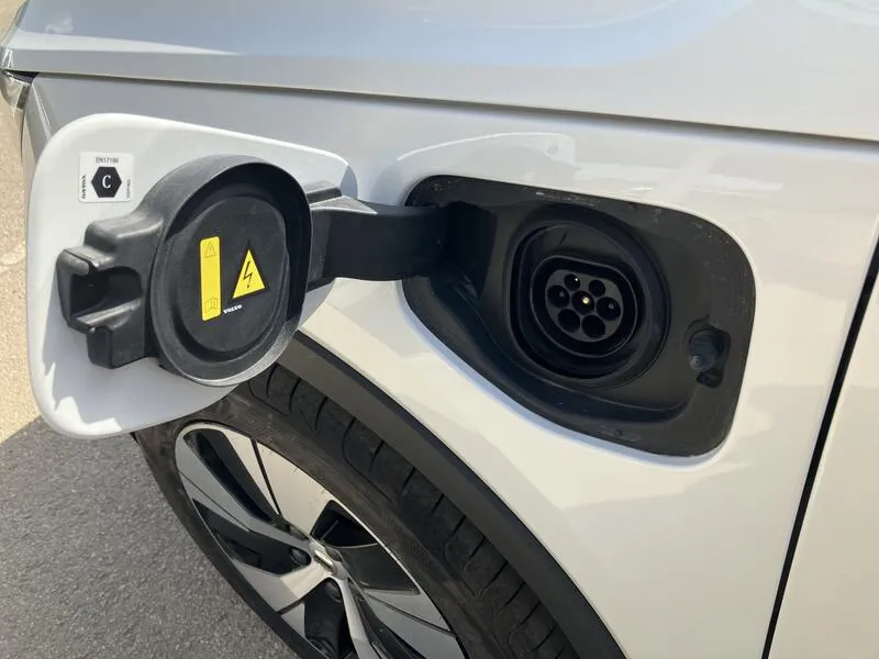 Volvo XC40 1.5 T4 Recharge PHEV Plus Dark - foto 37