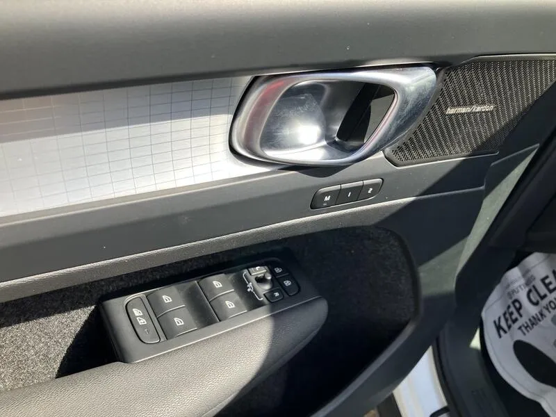 Volvo XC40 1.5 T4 Recharge PHEV Plus Dark - foto 12