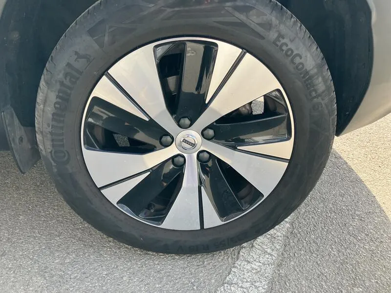 Volvo XC40 1.5 T4 Recharge PHEV Plus Dark - foto 25