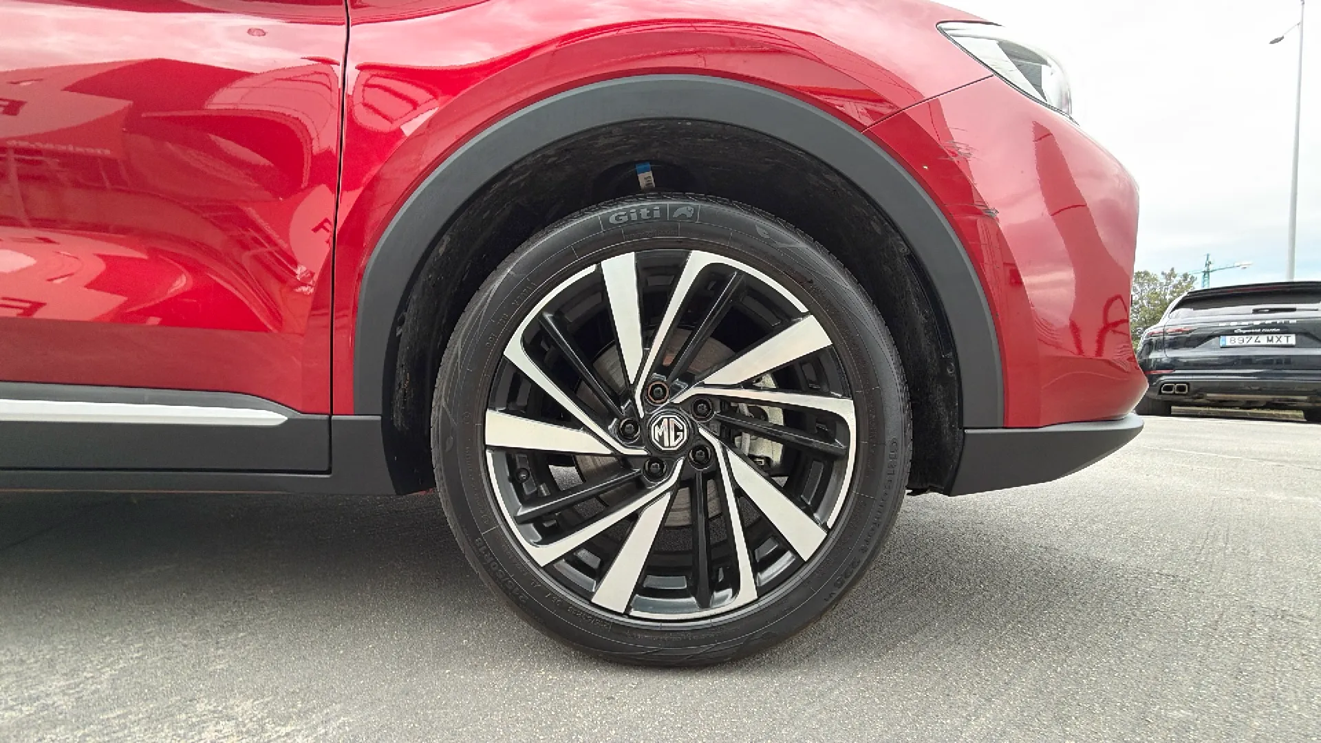 MG ZS Hybrid+ Luxury - foto 39