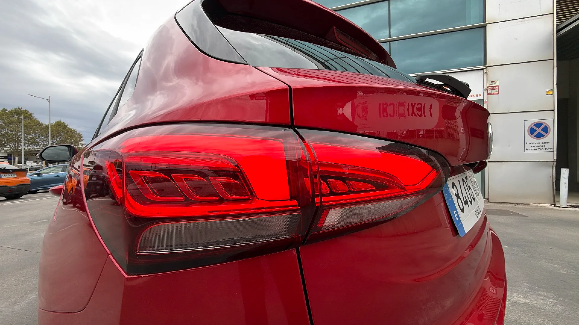 MG ZS Hybrid+ Luxury - foto 40