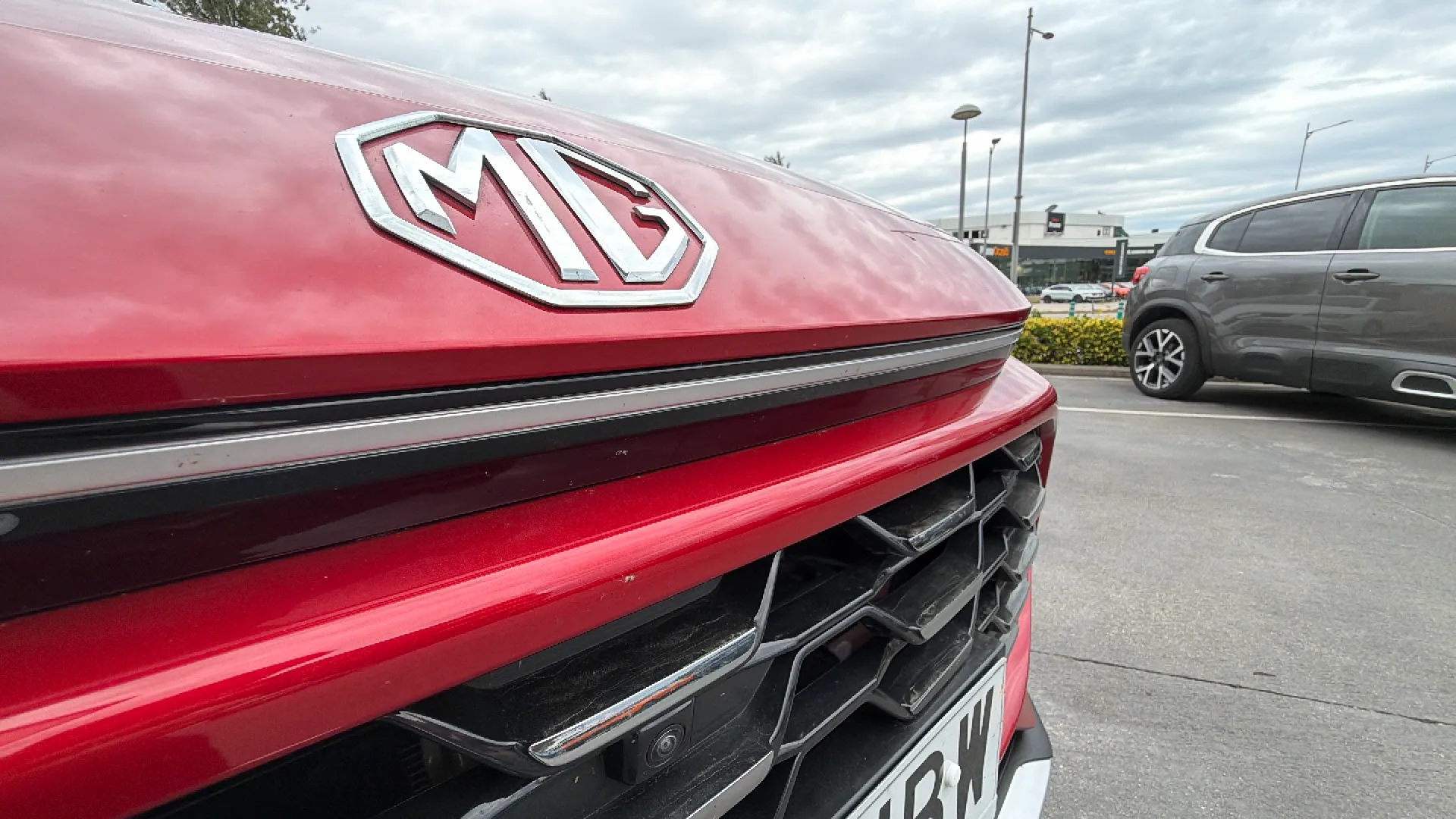 MG ZS Hybrid+ Luxury - foto 41
