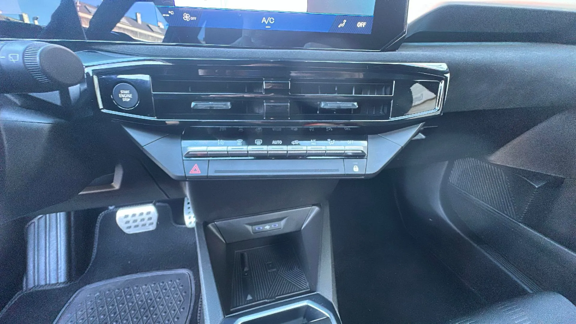 Renault Clio esprit Alpine E-Tech 145 - foto 22