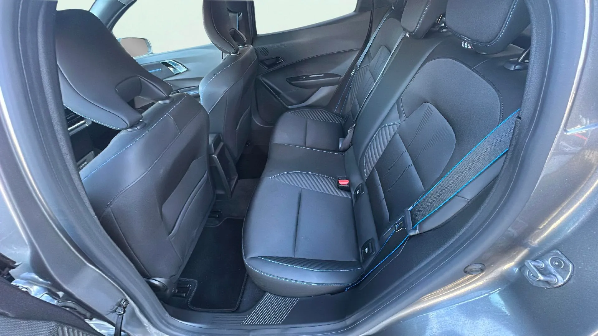 Renault Clio esprit Alpine E-Tech 145 - foto 15