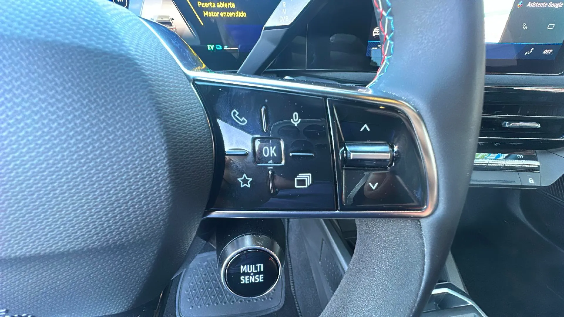 Renault Clio esprit Alpine E-Tech 145 - foto 18