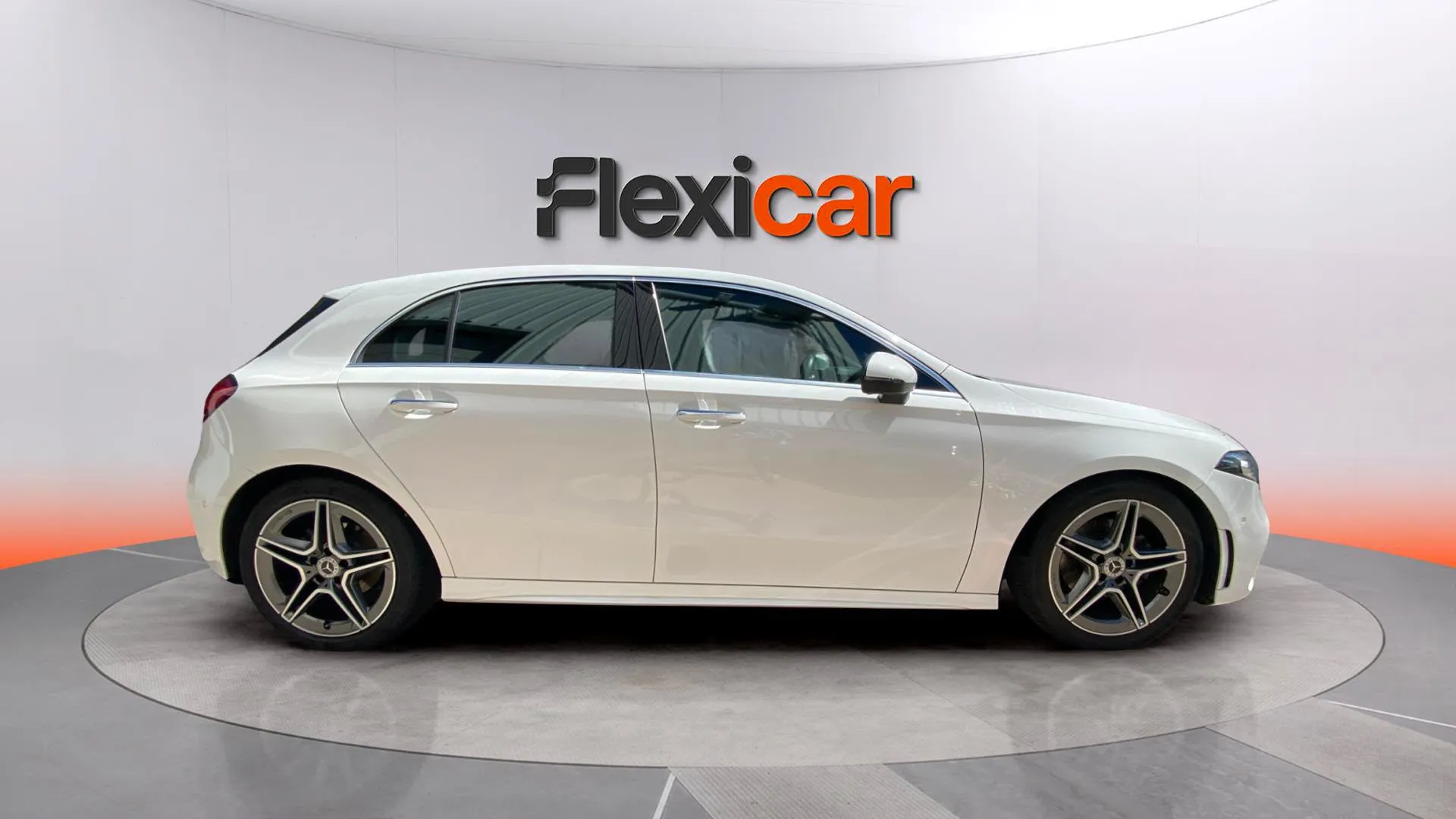 Mercedes-Benz Clase A A 200 d - foto 4