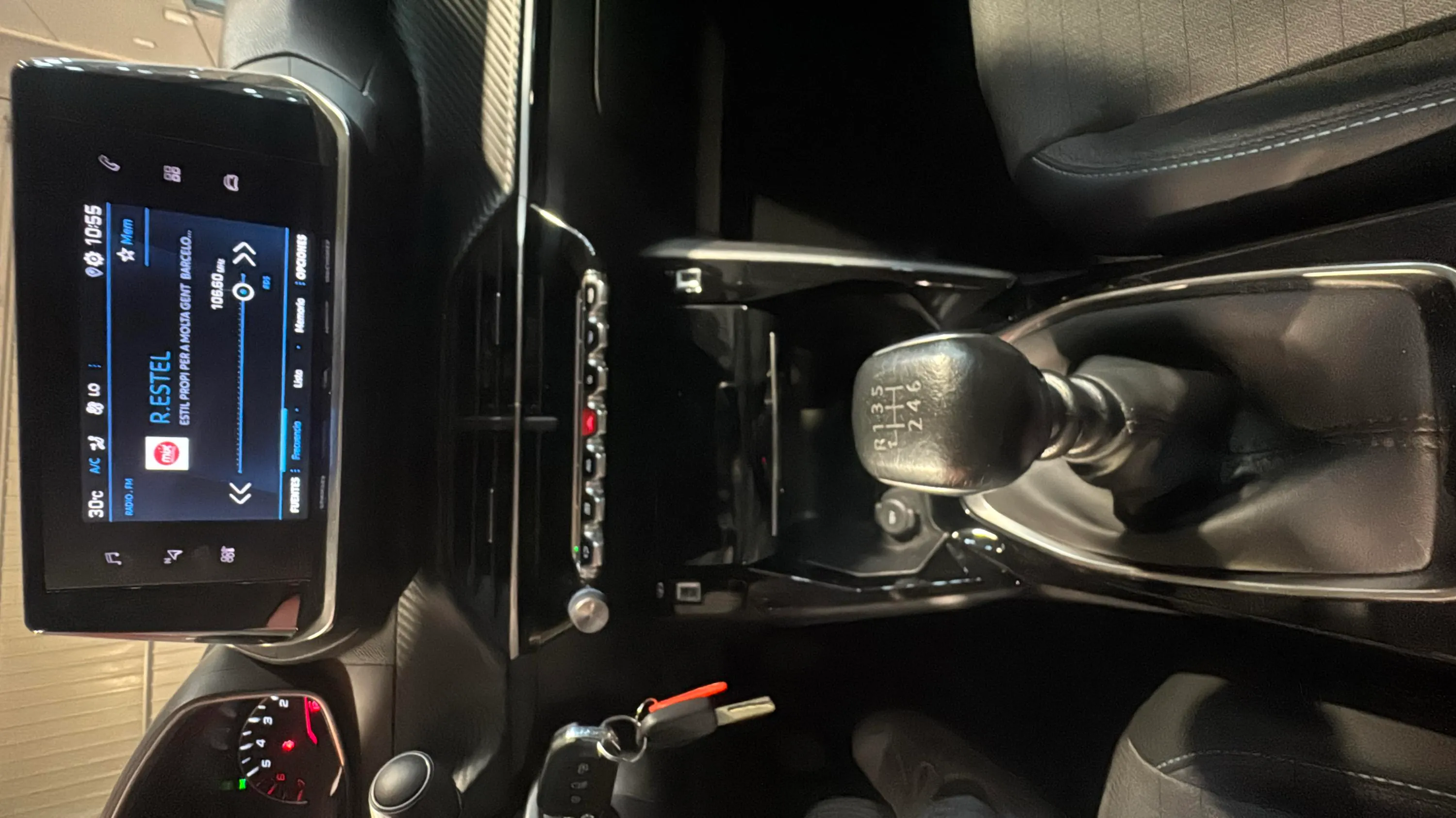 Peugeot 208 PureTech Allure - foto 18